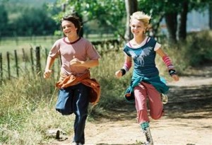 Un puente hacia Terabithia (2007) 2