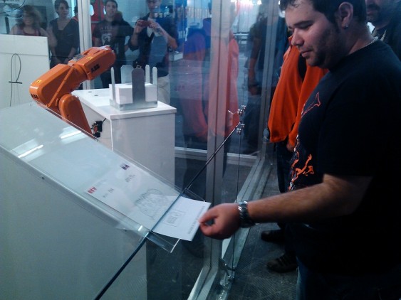 brazo-mecanico-salon-comic Salón del Cómic de Barcelona