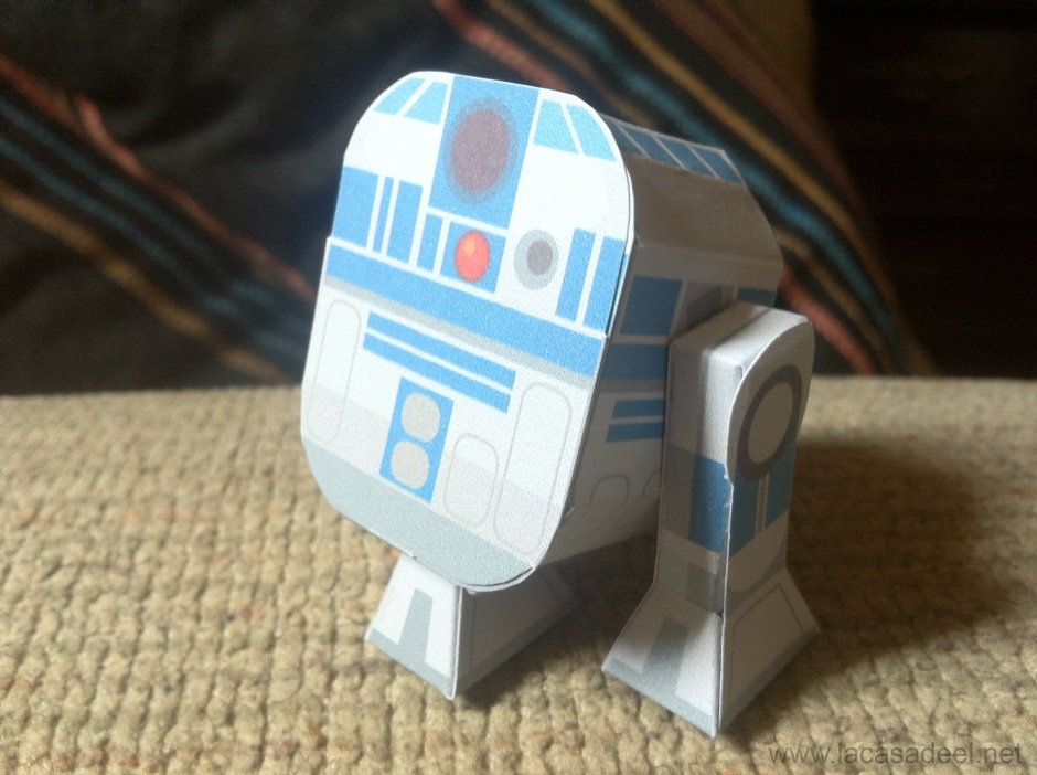 Mini R2D2 en Papercraft