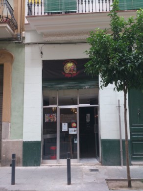 Vista de la Taverna del Nan desde la calle.