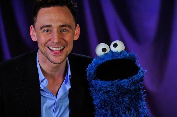 Tom-Hiddleston-y-el-monstruo-de-las-galletas