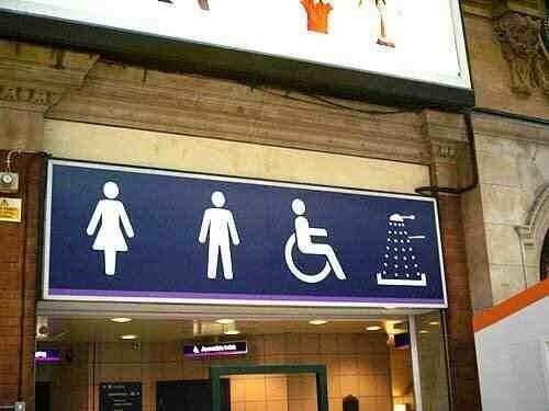 No tengo claro si es una ducha o un baño para daleks