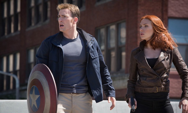 Chris Evans y Scarlett Johansson Capitán-América-Soldado-de-Invierno-02