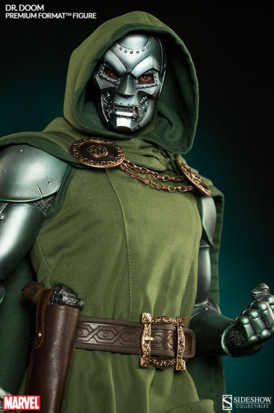 Dr Doom traje tela