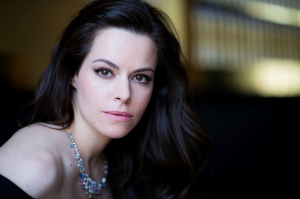 12 monos - Emily Hampshire