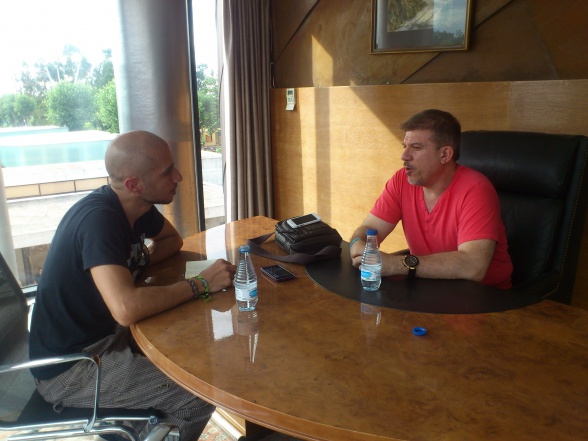 La Casa de EL entrevista a Salvador Larroca 1 La Casa de EL entrevista a Salvador Larroca