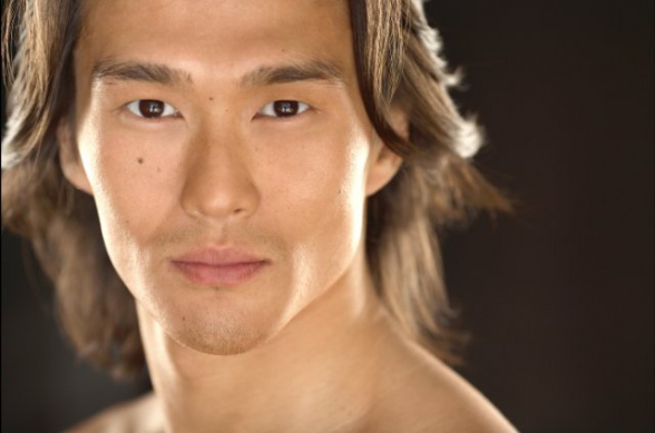 Peter Stormare le provocará Vértigo a 'Arrow' 3 Karl Yune