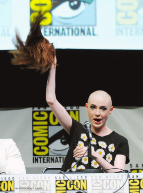 Karen Gillan no sabe si se rapará para volver a ser Nébula 1 Karen Gillan Comic Con