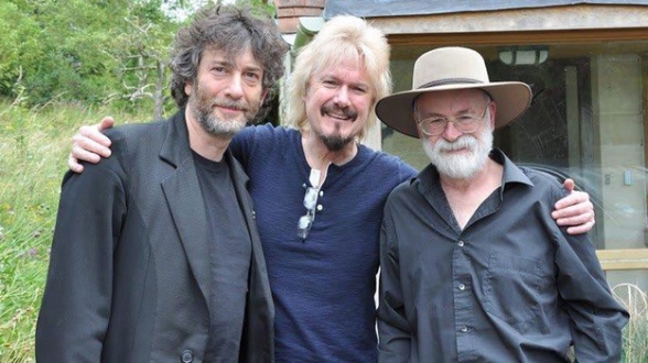 'Buenos presagios' de Neil Gaiman y Terry Pratchett en radio 1 Neil Gaiman y Terry Pratchett BBC