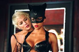 El Videoclub: Catwoman 3 Halle-berry-y-sharon-stone