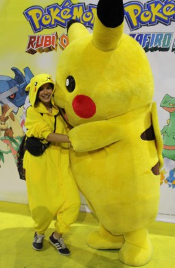 XX Salón del Manga de Barcelona - Crónica Jueves y Viernes 2 Cosplay y Pikachu en el Salón Manga