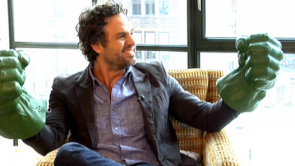 Mark-Ruffalo-Hulk-Hands