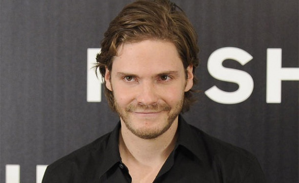 Daniel Brühl habla de 'Captain America: Civil War' 2 Daniel Brühl