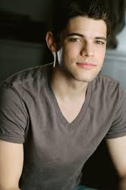 'Supergirl' completa su reparto con Jeremy Jordan 2 Jeremy Jordan