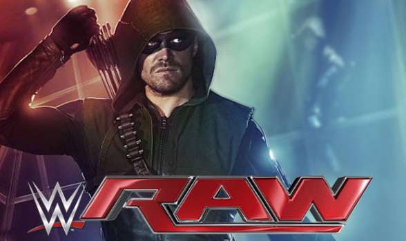 El luchador de la WWE Stardust se enfrenta a Stephen Amell (Arrow) 1 WWE Arrow