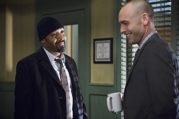 Jesse L. Martin habla sobre Gorilla Grodd y la recta final de 'The Flash' 3 joe-west-lance-the-flash