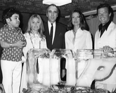 Varios directores y actores homenajean a Christopher Lee 5 Christopher Lee - Roger Moore