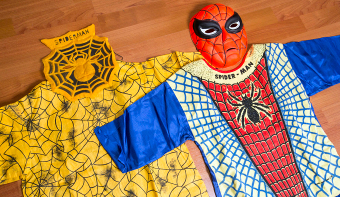 Spiderman traje años 50 03