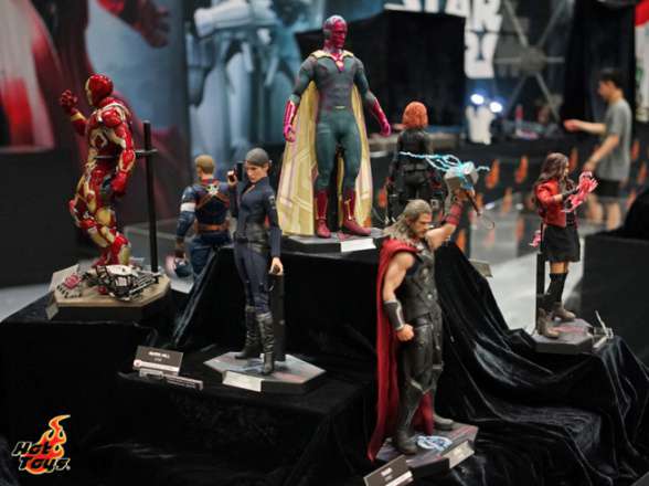 [SDCC15] Galería de fotos del estand de Hot Toys y Sideshow