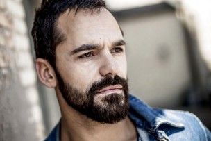Casper Crump será Vandal Savage 2 Casper Crump