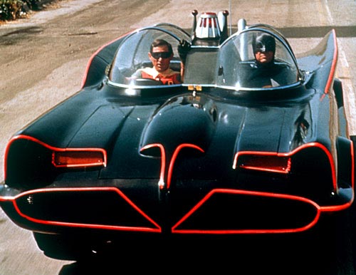 BATMOBIL-Adam-West