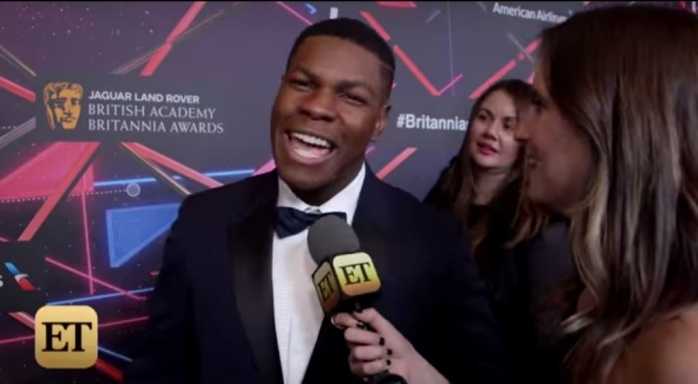 Harrison Ford, J.J. Abrams y John Boyega en los Britannia 3 John Boyega Bafta