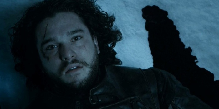 Título, sinopsis y clip del regreso de 'Juego de Tronos' 1 Game-of-Thrones-Jon-Snow-Dead