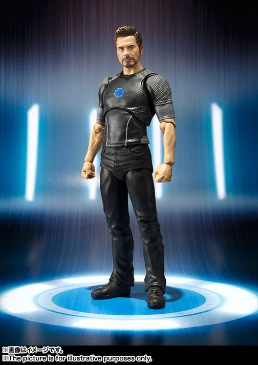 SH Figuarts Tony Stark (1)