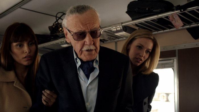 stan-lee-en-agentes-de-shield