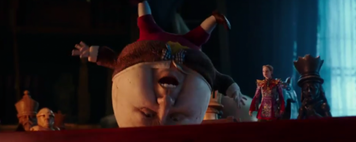 Crítica de 'Alicia a través del espejo' 2 Humpty-Dumpty