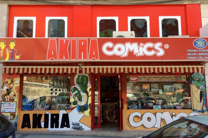 La Tienda del Mes: Akira Cómics 1 akira-comics-exterior