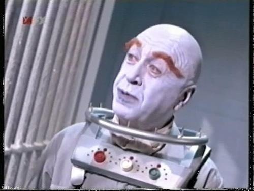 Las caras de Víctor Fries (Mister Freeze) 4 george-sanders