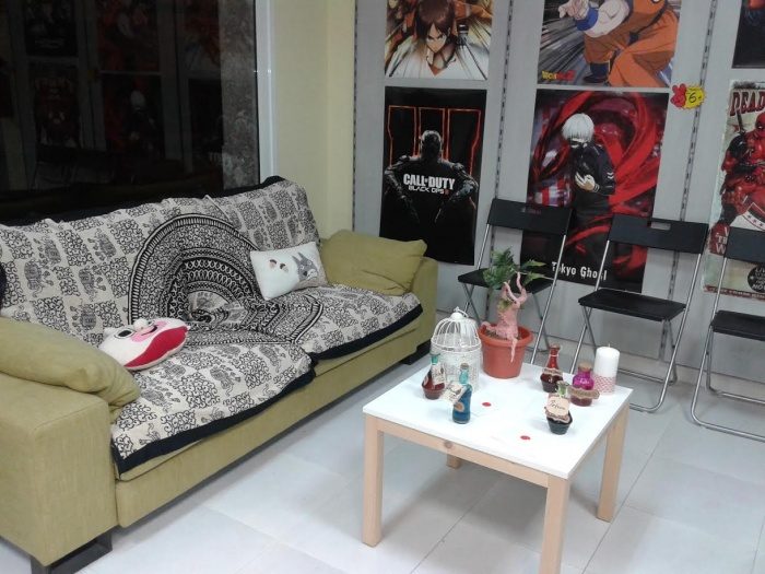 La Tienda del Mes: Frik&Còmics Manacor 3 manacor-sofa