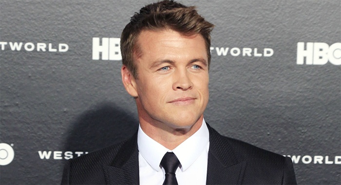 luke-hemsworth