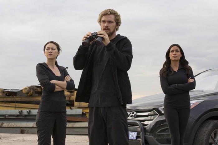 'Iron Fist': Protagonistas hablan sobre sus personajes y la controversia generada 1 Iron Fist Rosario Dawson Finn Jones Jessica Henwick