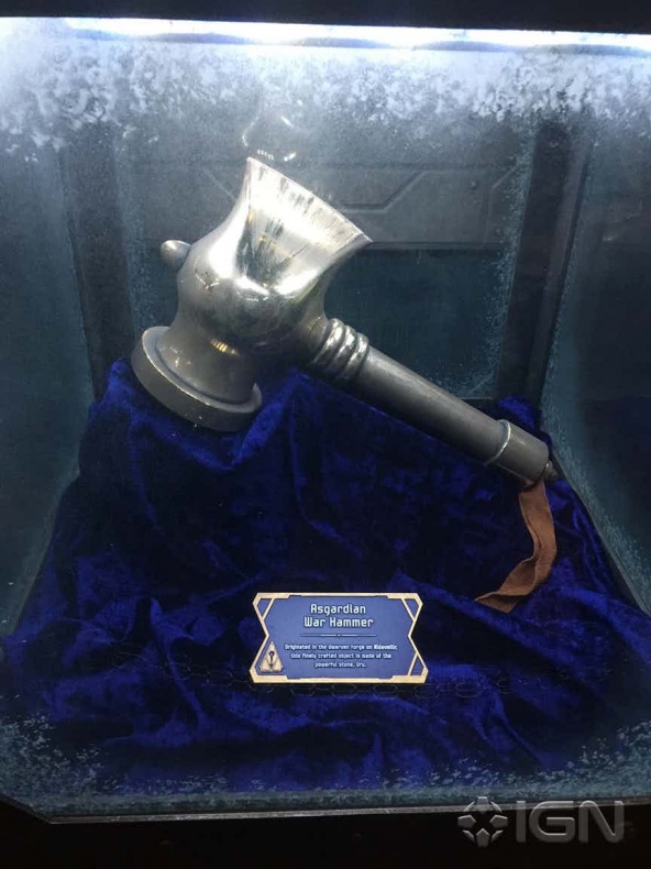 Stormbreaker - Beta Ray Bill - atracción Guardianes de la Galaxia Disneyland