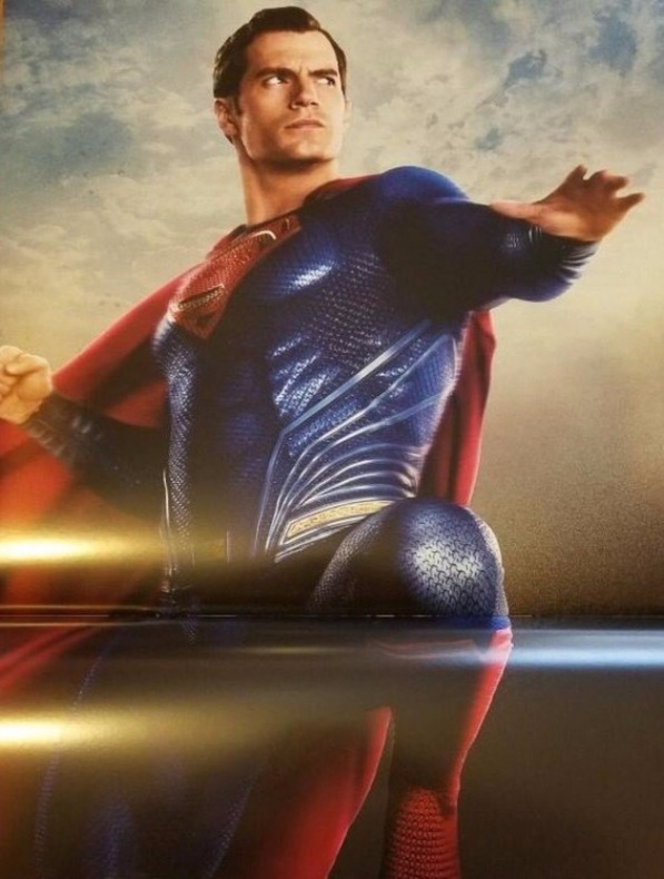 Superman se deja ver en una imagen promocional de 'Liga de la Justicia' 2 liga de la justicia superman