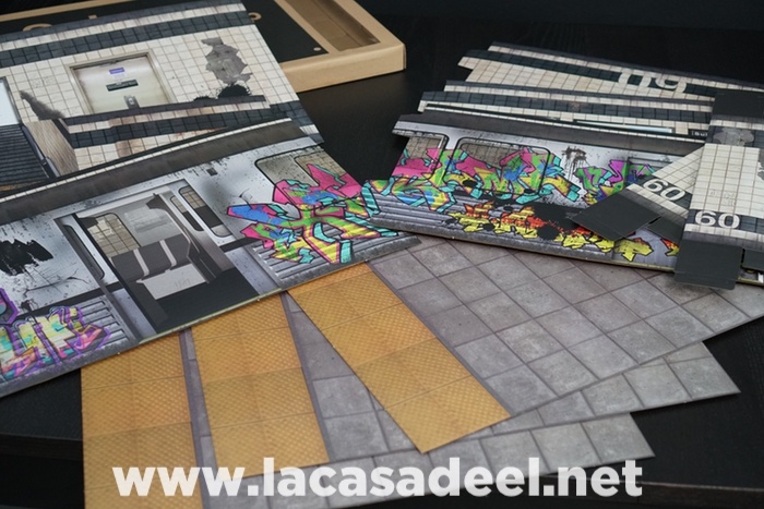 Extreme-Sets Subway Terminal Pop-Up Diorama