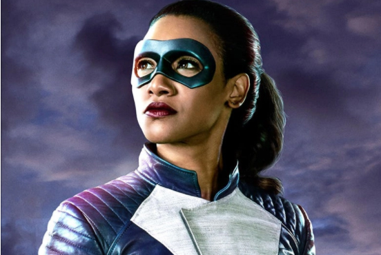 Iris se hace con su propio traje en 'The Flash' 1 iris costume