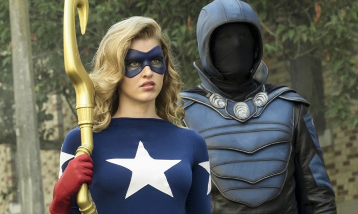 Sarah Grey como Stargirl en Legends of Tomorrow