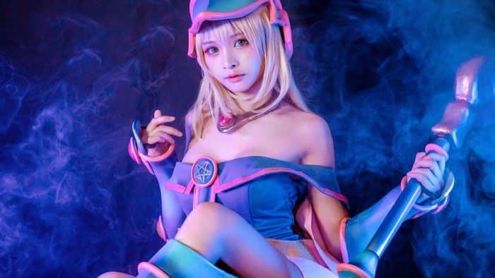 Cosplay de Dark Magician Girl - Yu-Gi-Oh!Cosplay de Dark Magician Girl - Yu-Gi-Oh!