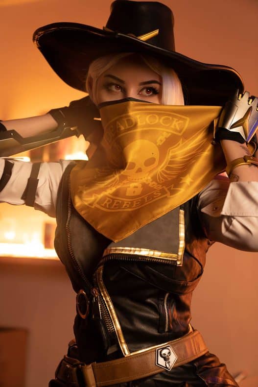 Cosplay de Ashe - Disharmonica - Overwatch