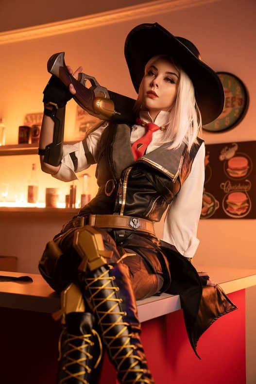 Cosplay de Ashe - Disharmonica - Overwatch