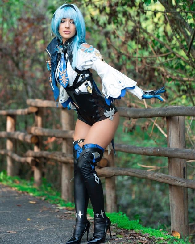 Cosplay de Eula - Genshin Impact - Franceskasz -