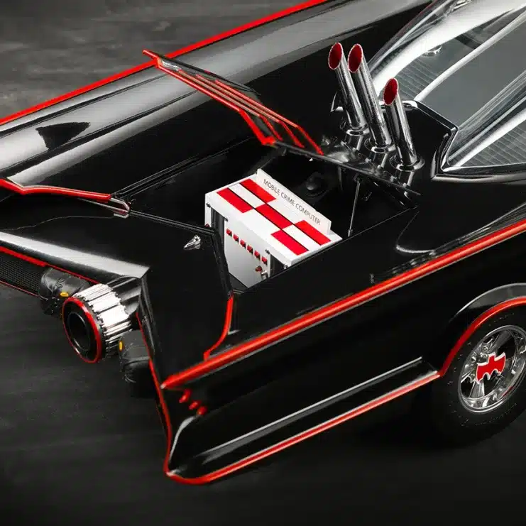 ¡Revive la leyenda del Batman más clásico! Construye el Batmóvil de 1966 con la nueva colección de Planeta DeAgostini 4 batman batmóvil