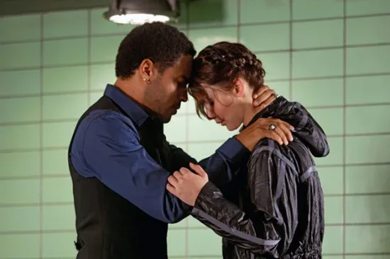 Katniss-Cinna-Los-Juegos-del-hambre