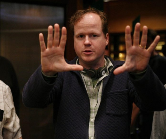 Joss-Whedon Joss Whedon en acción