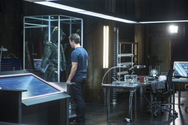 Primeras imágenes y promo del episodio 5 de Arrow 14 Arrow, CW, David Ramsey, Katie Cassidy, Stephen Amell