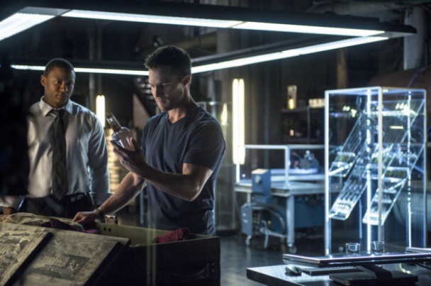 Primeras imágenes y promo del episodio 5 de Arrow 13 Arrow, CW, David Ramsey, Katie Cassidy, Stephen Amell