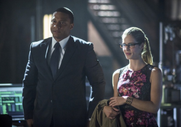 Primeras imágenes y promo del episodio 5 de Arrow 17 Arrow, CW, David Ramsey, Katie Cassidy, Stephen Amell